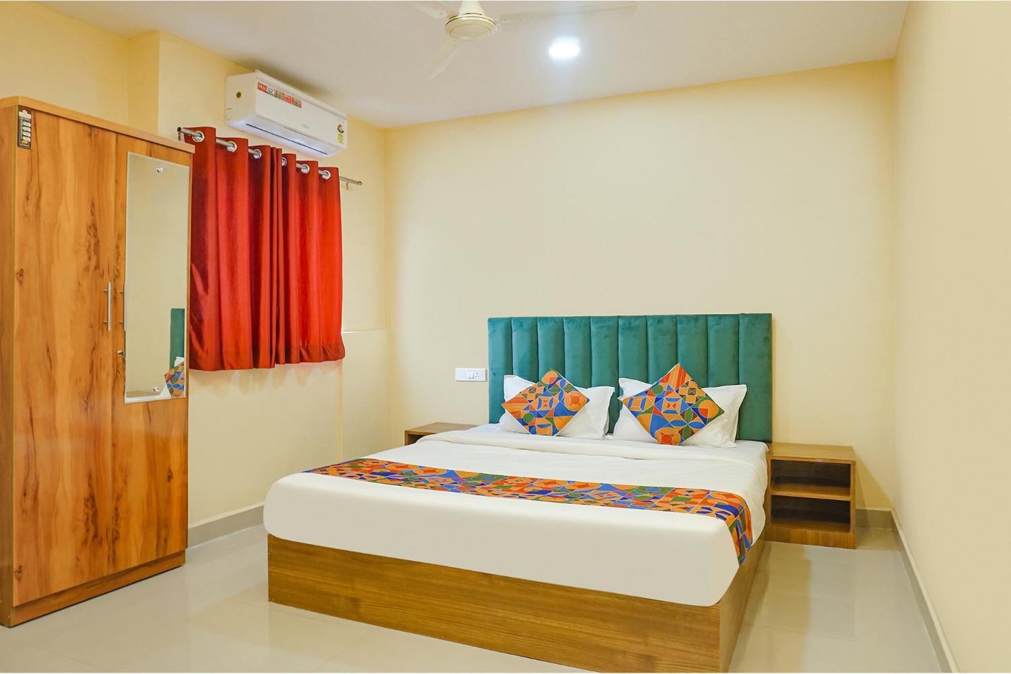 Fabhotel Falcon Inn -Behind The Dmart Baner Pune Exterior foto