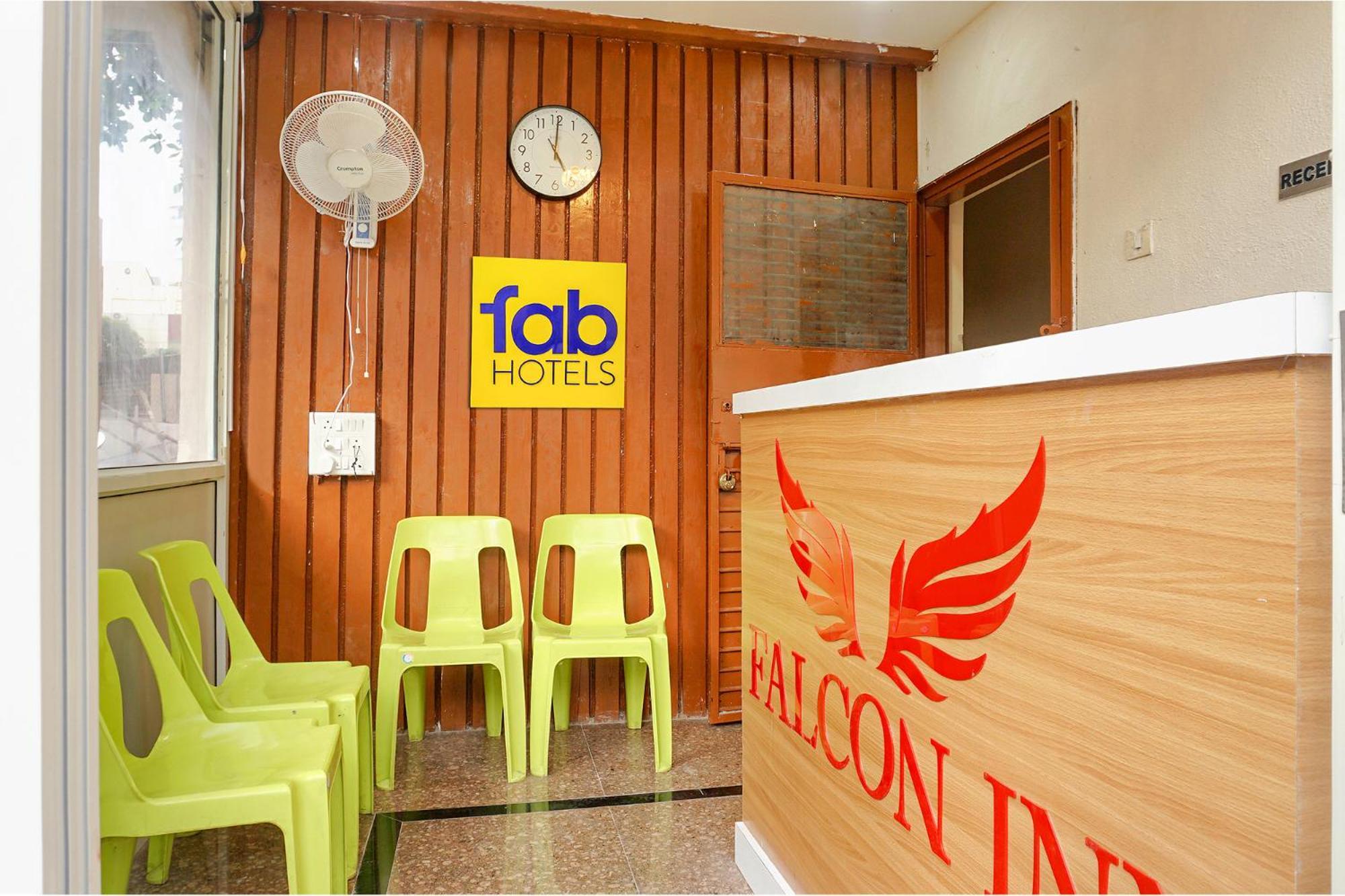 Fabhotel Falcon Inn -Behind The Dmart Baner Pune Exterior foto